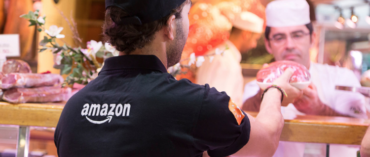 Amazon quiere que repartas paquetes en España: 14 euros la hora y pagas tú los gastos