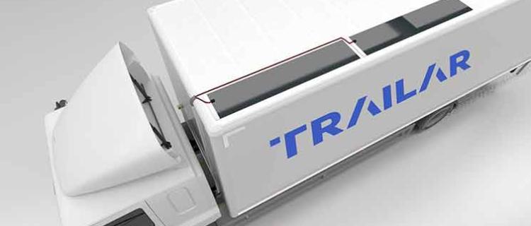 Un gigante del transporte ha empezado a recargar sus camiones con energía solar