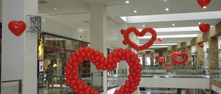 Centros comerciales facturarán más de S/1.400 millones en febrero por San Valentín
