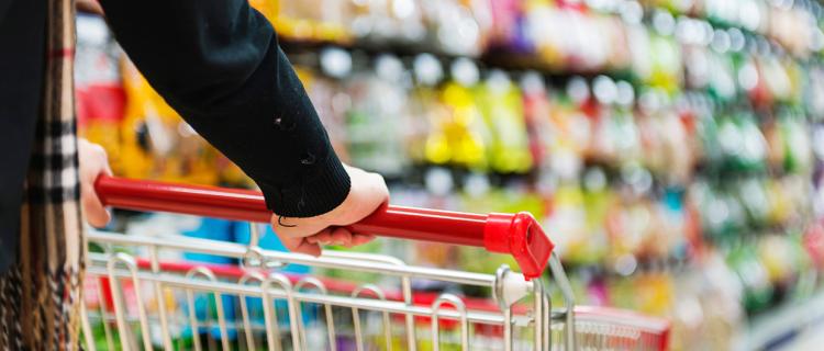 La confianza del consumidor regresó a terreno optimista en enero