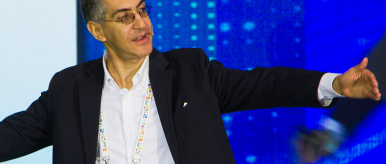 “Debes tener un equipo que crea en el cambio e identificar a quienes quieran impedirlo” “Debes tener un equipo que crea en el cambio e identificar a quienes quieran impedirlo”
