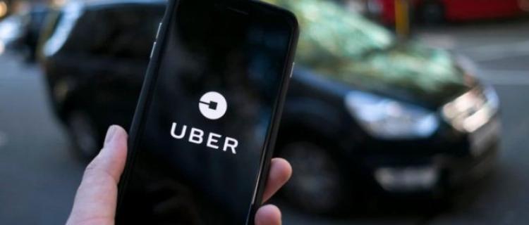 La Comisión de Transporte del Congreso aprueba regular a Easy, Uber, Beat y otros aplicativos
