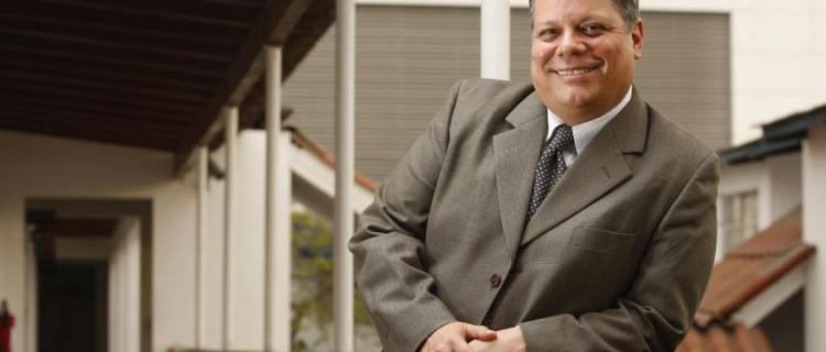 “CUANDO LOS INVERSIONISTAS PERCIBEN LA CRISIS, EMPIEZAN A TEMER RESPECTO AL FUTURO” “CUANDO LOS INVERSIONISTAS PERCIBEN LA CRISIS, EMPIEZAN A TEMER RESPECTO AL FUTURO”