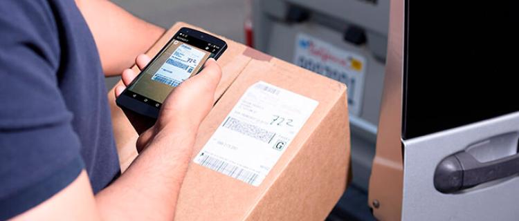 Una compañía se transforma digitalmente leyendo los códigos de barra con smartphones