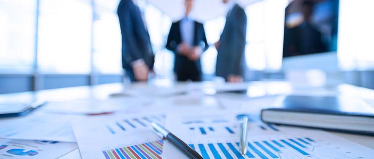“No puedo”, “Lo hago en un minuto”, “Haré una pregunta tonta”: ¿Cómo estas frases pueden dañar su imagen en el trabajo?