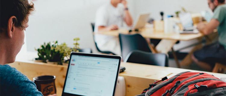 ¿Tu tiempo te queda corto en la oficina? Mira cómo mejorar tu productividad