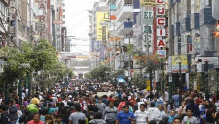 GAMARRA: EL MONSTRUO DEL RETAIL DE ROPA SIGUE EN LA CIMA GAMARRA: EL MONSTRUO DEL RETAIL DE ROPA SIGUE EN LA CIMA