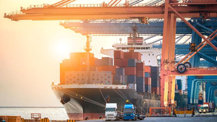 LAS PÉRDIDAS PARA EL SECTOR DE TRANSPORTE Y LOGÍSTICA SUMAN MÁS DE S/450 MILLONES EN EL CALLAO LAS PÉRDIDAS PARA EL SECTOR DE TRANSPORTE Y LOGÍSTICA SUMAN MÁS DE S/450 MILLONES EN EL CALLAO