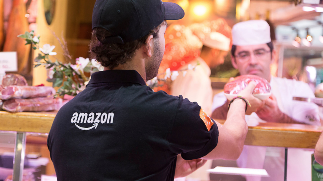 Amazon quiere que repartas paquetes en España: 14 euros la hora y pagas tú los gastos Amazon quiere que repartas paquetes en España: 14 euros la hora y pagas tú los gastos