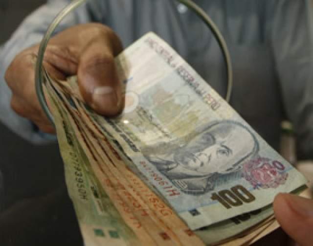 Se estima que Perú crecerá 3,5% este año si se mantiene la política macroeconómica Se estima que Perú crecerá 3,5% este año si se mantiene la política macroeconómica