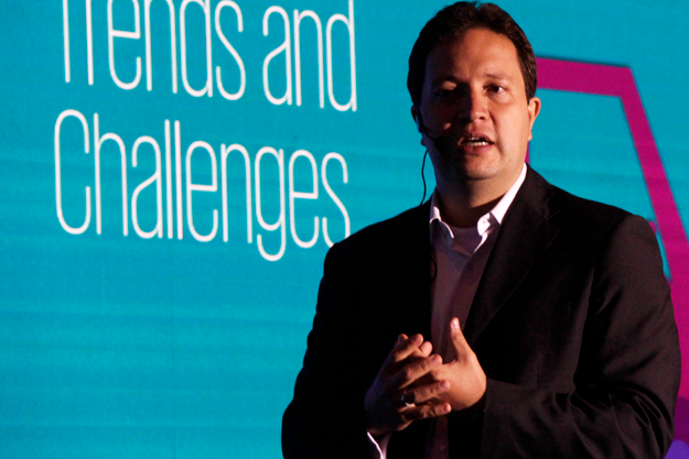KPMG: EL RETO DE LA TRANSFORMACIÓN DIGITAL KPMG: EL RETO DE LA TRANSFORMACIÓN DIGITAL
