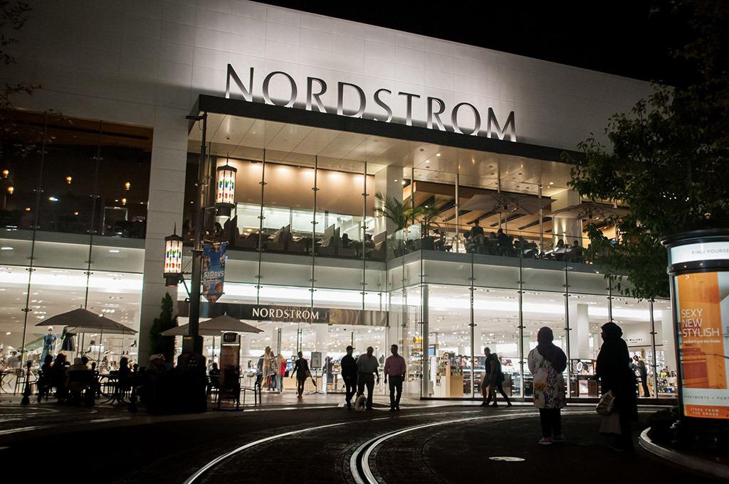 Nordstrom compra 2 startups digitales de retail Nordstrom compra 2 startups digitales de retail