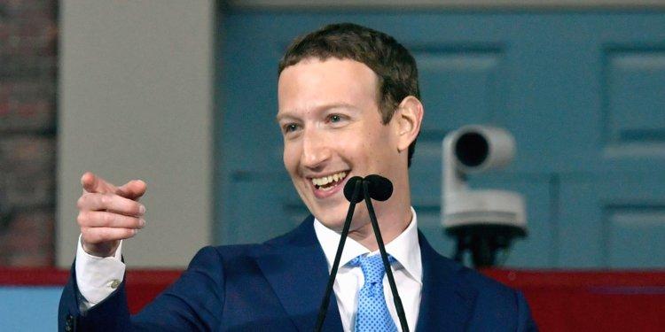 MARK ZUCKERBERG SE CONVIRTIÓ EN EL TERCER HOMBRE MÁS RICO DEL MUNDO MARK ZUCKERBERG SE CONVIRTIÓ EN EL TERCER HOMBRE MÁS RICO DEL MUNDO