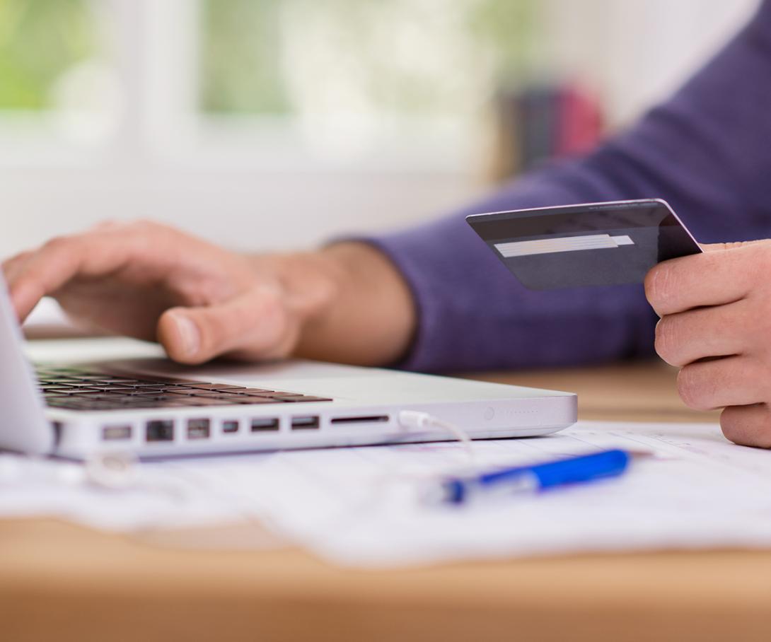 Ocho de cada 10 shoppers online son influenciados por redes sociales Ocho de cada 10 shoppers online son influenciados por redes sociales